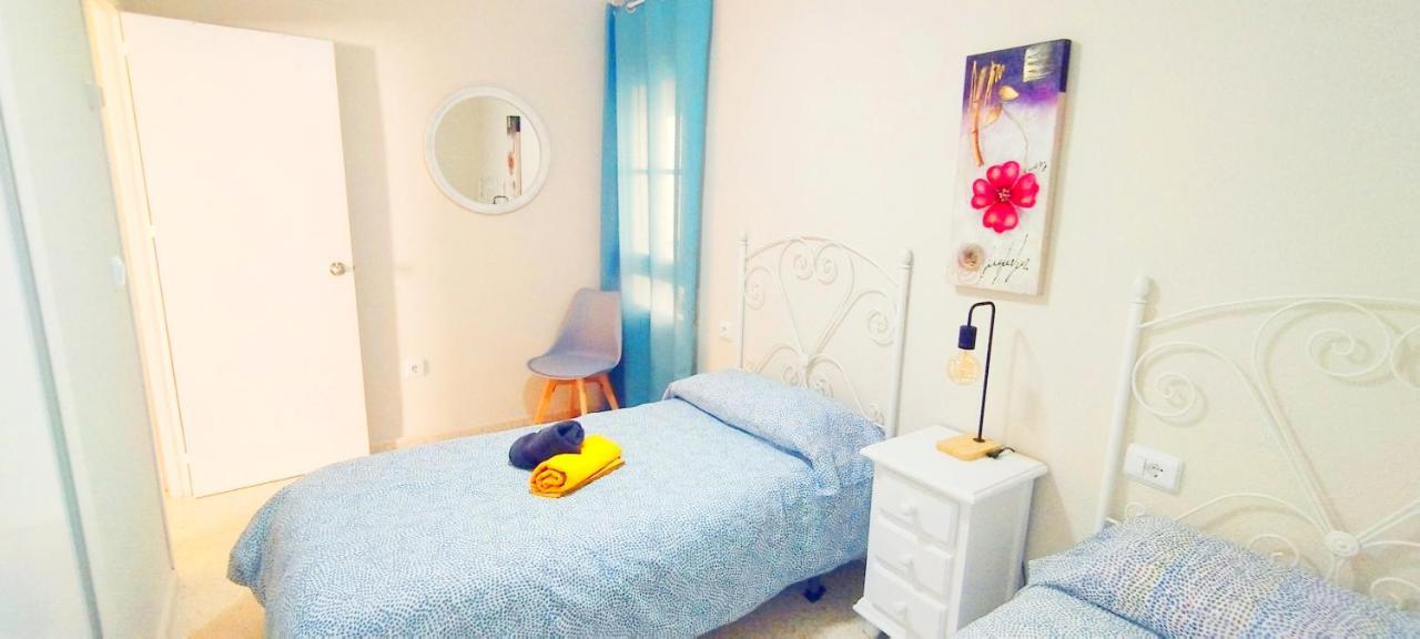 Apartamento Tres Carabelas Ii, Ac, Wifi, Parking 桑卢卡尔-德巴拉梅达 外观 照片